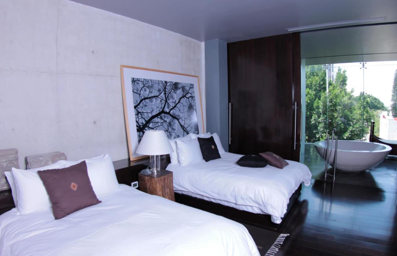 Demetria Hotel Гуадалахара Екстериор снимка