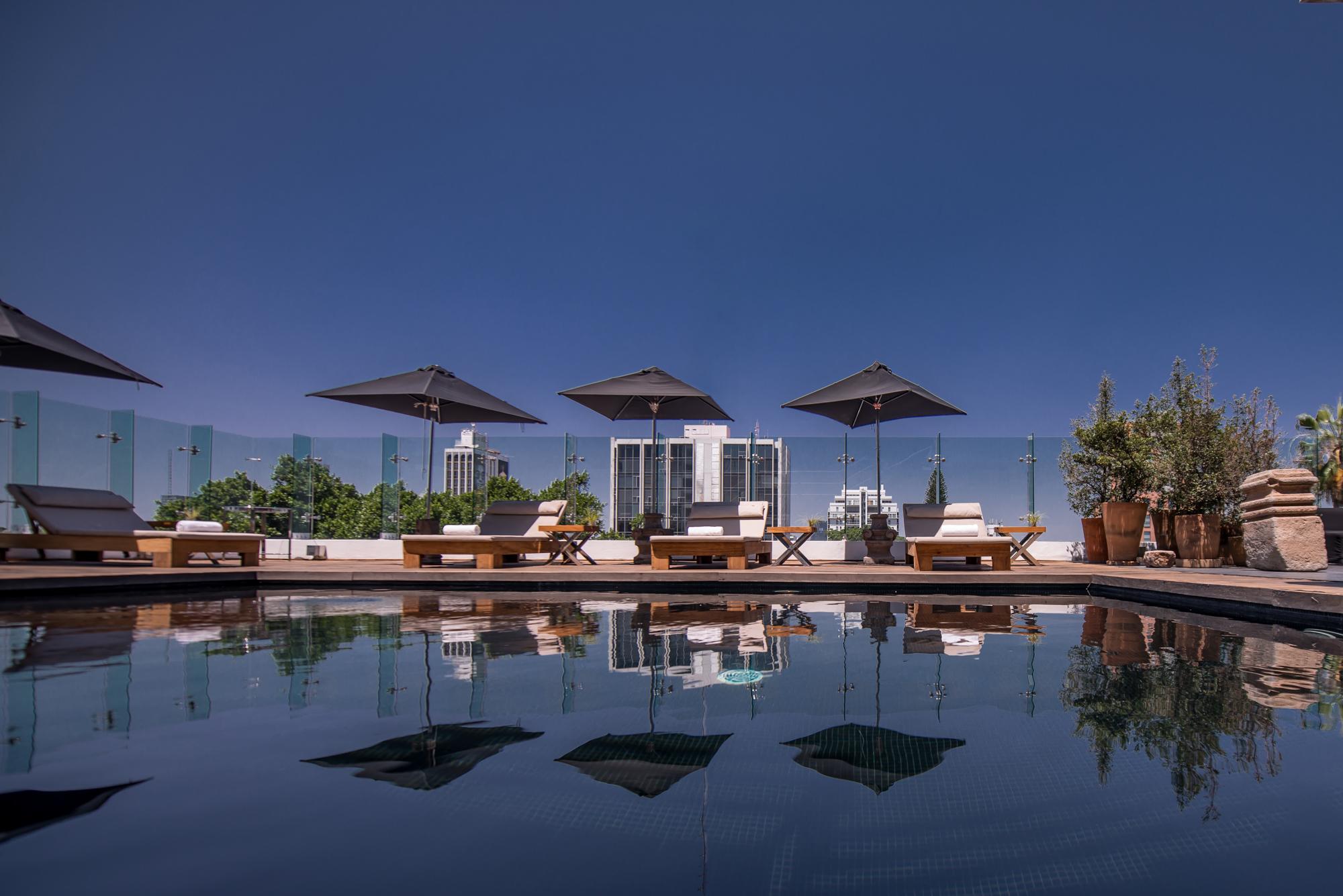 Demetria Hotel Гуадалахара Екстериор снимка
