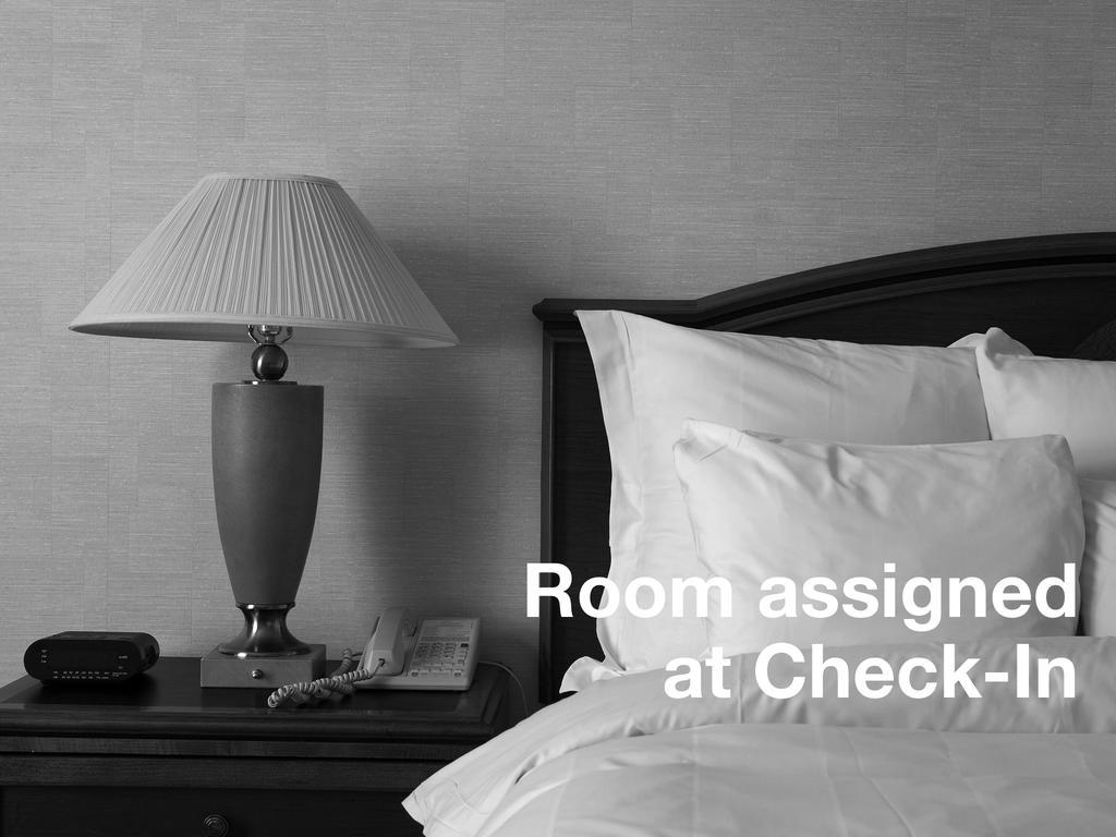 Demetria Hotel Гуадалахара Екстериор снимка