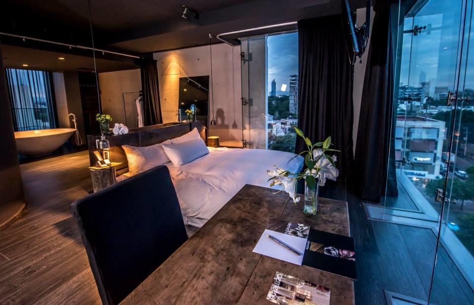 Demetria Hotel Гуадалахара Екстериор снимка
